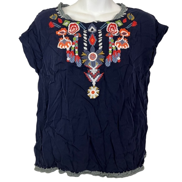 tea n rose Tops - TEA N ROSE Embroidered Navy Blue Short Sleeve Pop Over Blouse Top Shirt Boho  S